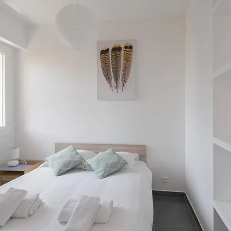 Hibiscus Furnished Flat Appartement
