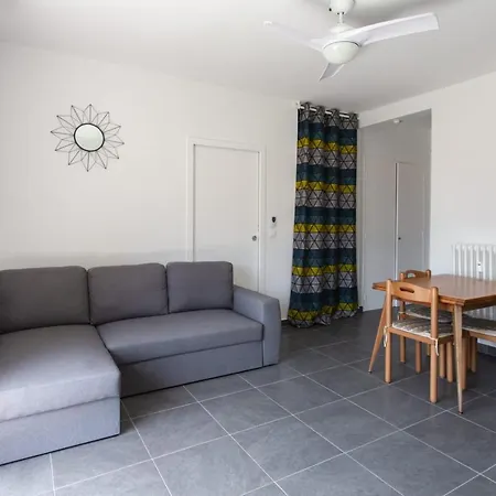Appartement Hibiscus Furnished Flat *